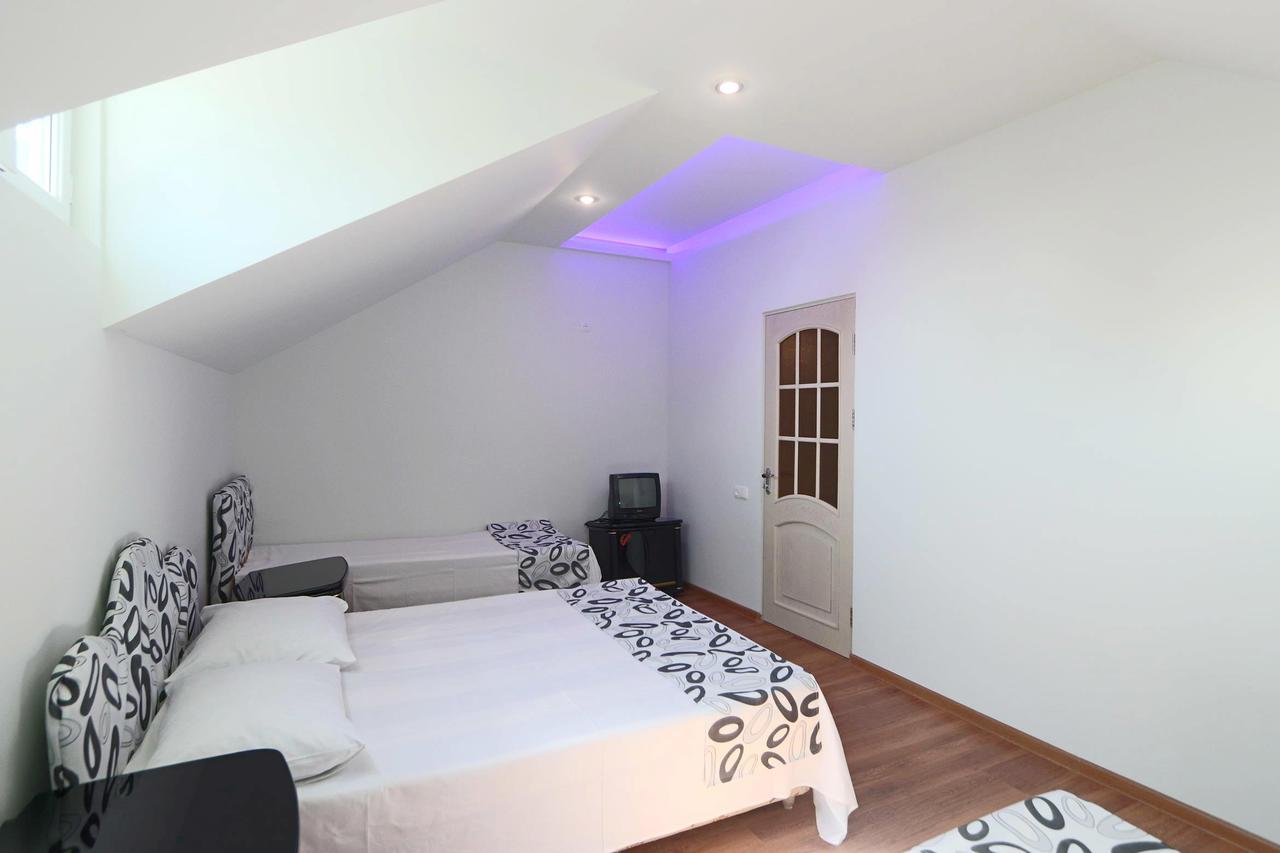 Garnim Guest House Erevan Exterior foto