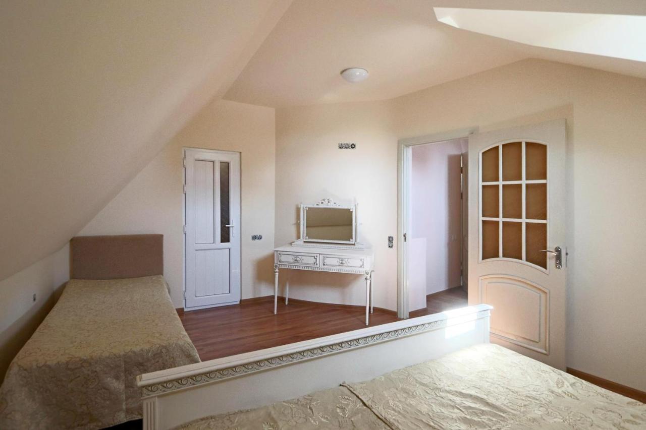 Garnim Guest House Erevan Exterior foto